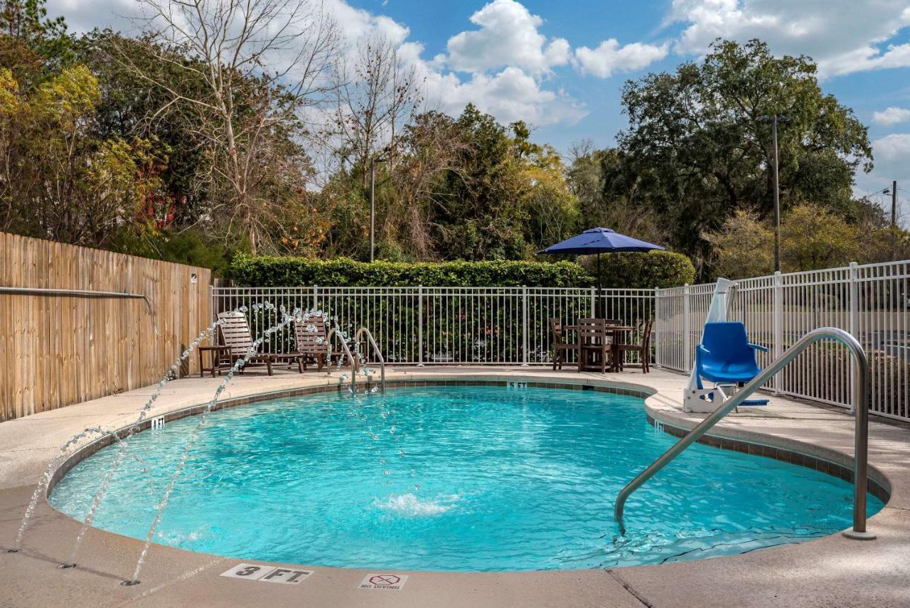 Comfort Suites Niceville Near Eglin Air Force Base Exterior photo