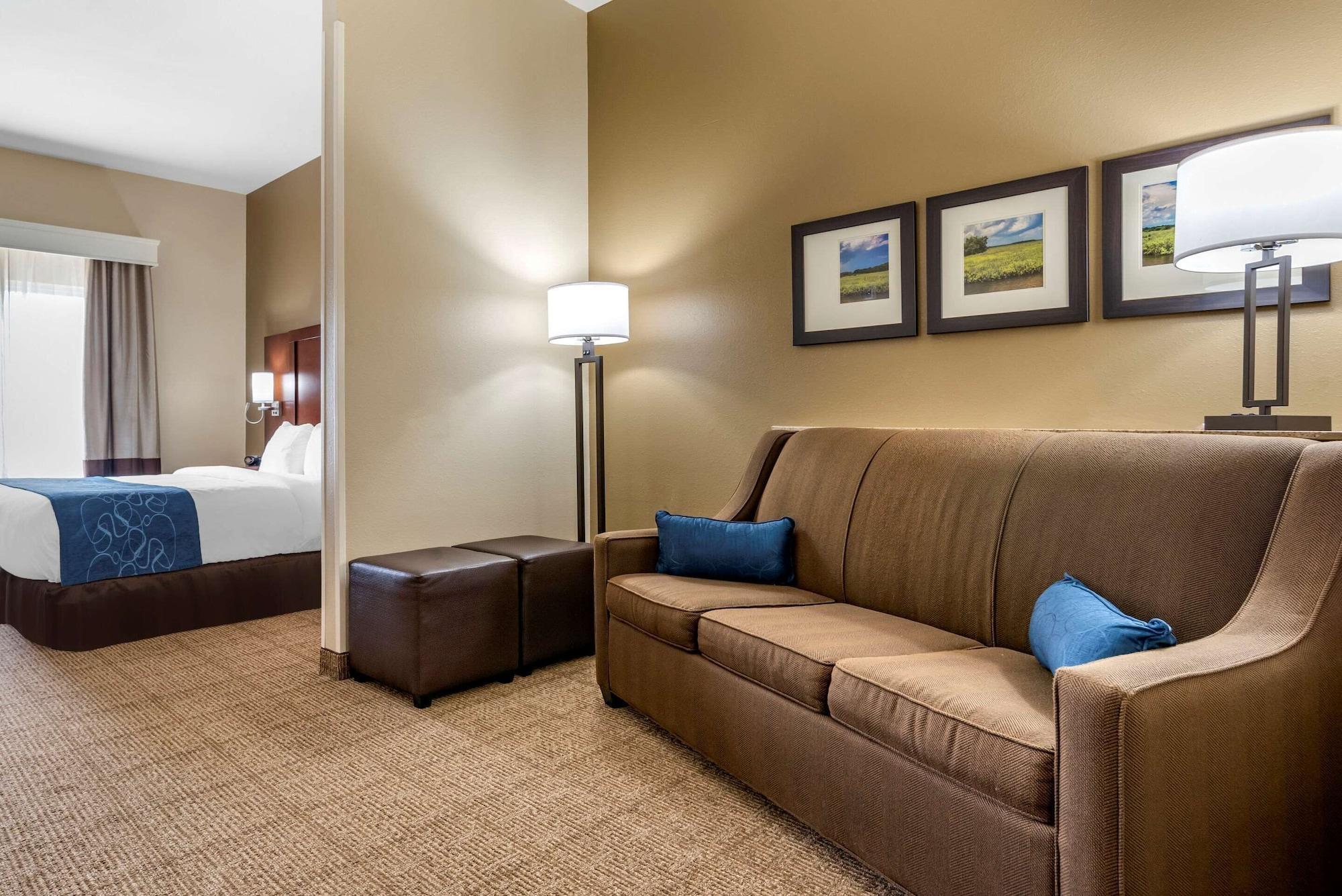 Comfort Suites Niceville Near Eglin Air Force Base Exterior photo